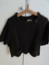 PULL COURT   marque « RIU  »