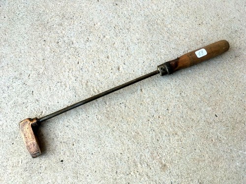 Old tool outil - old,