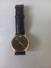 Montre Bracelet  HOMME CLASSIC Quartz fond noir métal doré
