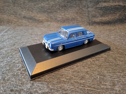 Miniature renault 8 - 1/43,