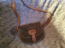 SAC  BANDOULIERE VINTAGE TANN'S DAIM VERT KAKI ( C/G)