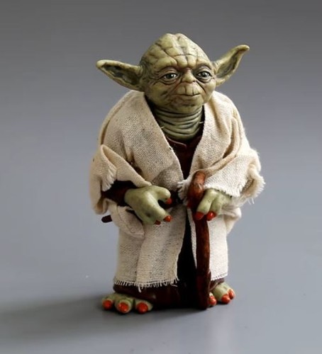 Star wars master yoda figurine - wars,