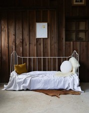 Martine, la banquette blanche