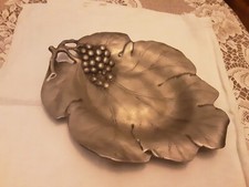 VIDE POCHE  ETAIN  ART NOUVEAU  GRAPPE DE RAISINS .