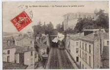 CPA -33-  La REOLE - Le Tunnel sous le jardin public (avec train).