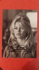 autographe Brigitte Bardot 17x12 Cm