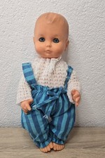 Jolie poupée plastique Zapf