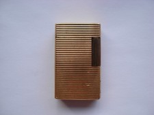 Briquet ST Dupont en plaqué