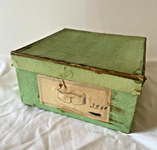 Antique French 6 Wing Tip Detachable Collars + Original Green Lidded Box c1910