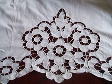 Superbe DRAP ancien en lin tissage fin broderie RICHELIEU - 2,20 x 3,40 mètres