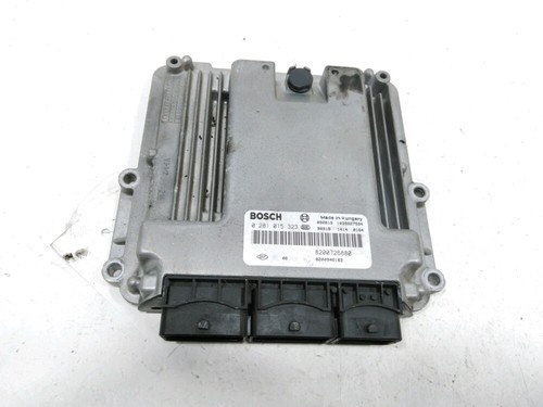 Calculateur moteur 8200946162 - calculateur,