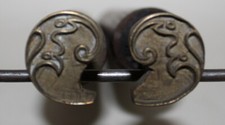 Paire de Fers à Dorer Fleuron