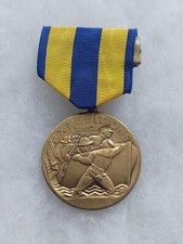 Une médaille commémorative