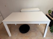 Table blanche de cuisine/salle a manger + 4 chaises
