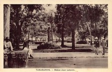 Madagascar - TANANARIVE - Statue Jean Laborde - Ed. J. Paoli et fils