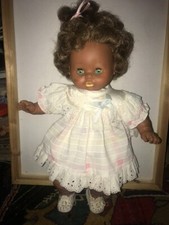 Vds collector poupée métis "FAMOSA" avec sa tenue et chaussures d'origine 42 cm