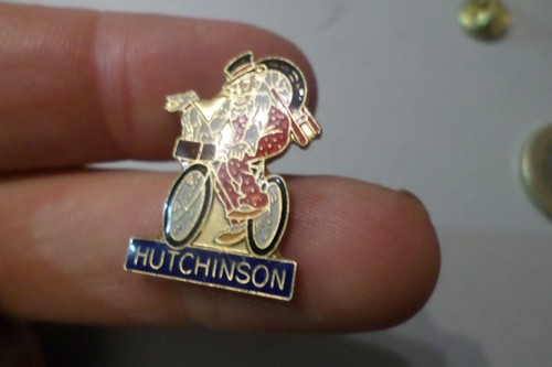 Pin broche badge hutchinson - pin,