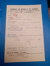 Rare demande Medaille de Verdun Cote 304 1914-1918