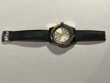 Montre Sicura non Fonctionnelle prévoir révision (199-13/P15)