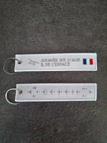 Porte clé flamme armée air - flamme, air.