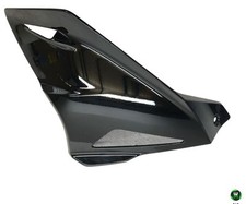 Cache carenage ecope gauche