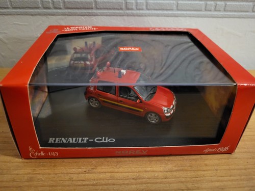 Norev pompier renault - 1/43,