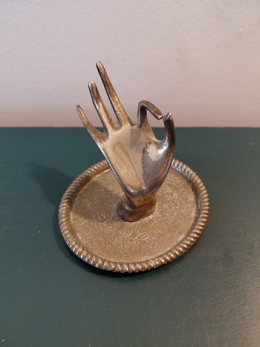 Porte bague main - sur, socle