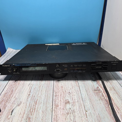 Roland 880 multi timbre - roland,