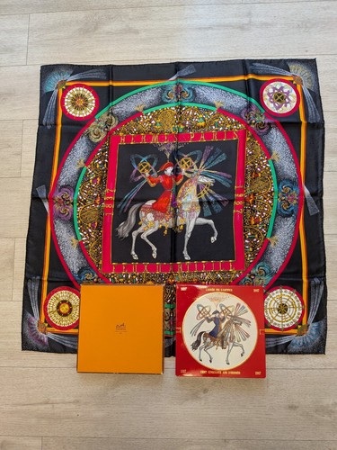 Rare hermes paris carré - paris,