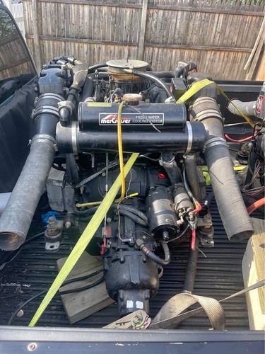 Moteur essence marin - moteur,