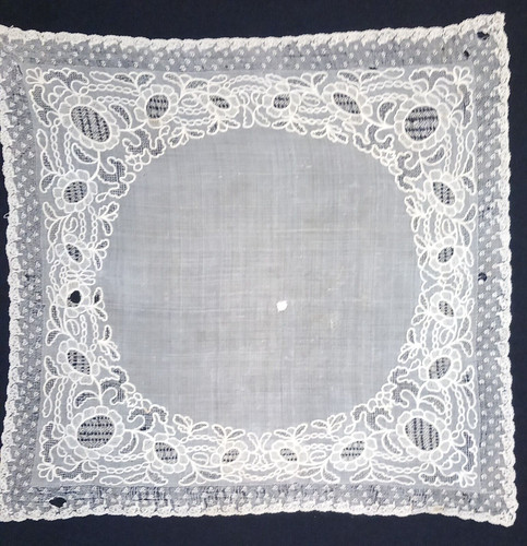Linge ancien mouchoir - linge,