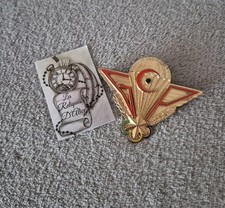 Insigne brevet parachutiste commando Gabon qui ose gagne sans marque