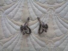 ARGENT 925 STERLING -  PAIRE DE CLIPS HABILLÉS DE MARCASSITE - ART DÉCO