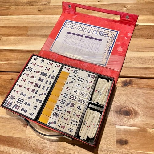 Retro mahjong set - mahjong, tile