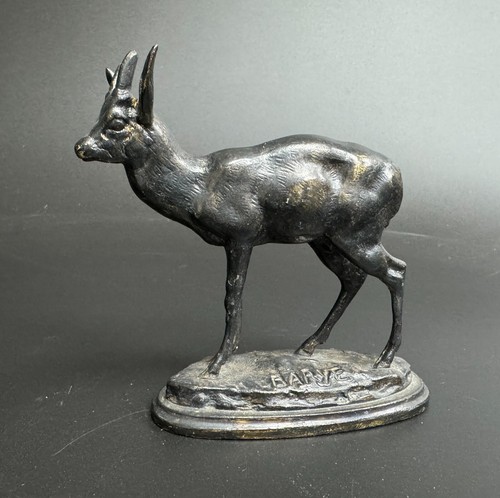 Statue barye - a.,