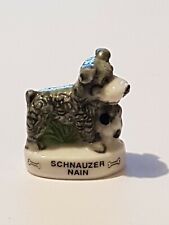 2864 F2 FEVE SCHNAUZER NAIN LE CHIEN