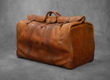 Ancien grand sac en cuir de