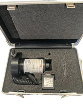 Instron 2515 Statique Charge