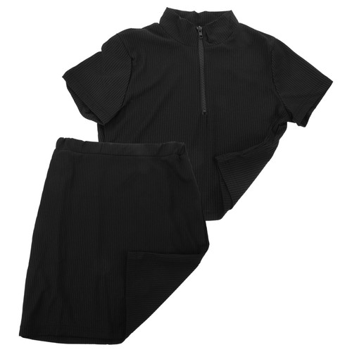 Des vêtements pour - ,