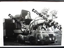 PHOTO camion publicité VINS