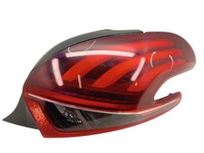 Feu arriere principal droit