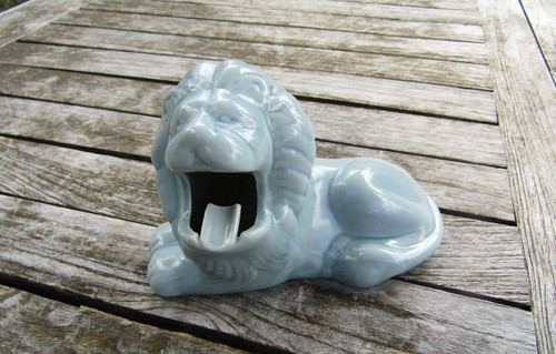 Ancien cendrier faience - cendrier, lion