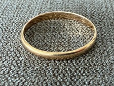 Fin anneau or 18 carats -