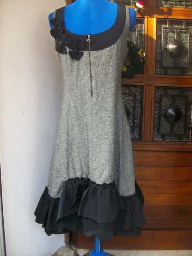 Robe noire ecru taille - , et