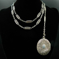 A24 - Ensemble 19e en argent: Porte-Photo au bout d'une chaîne de 78 cm long