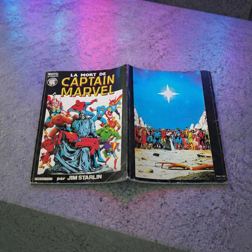 Mort captain marvel - la,