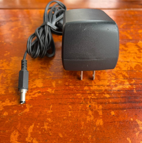 Original sanyo portable radio - sanyo,