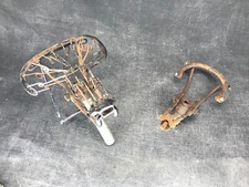  2 anciennes armature de selle
