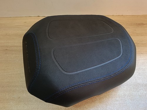Une selle siege passager - une,