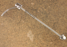 Brochette à levier à
